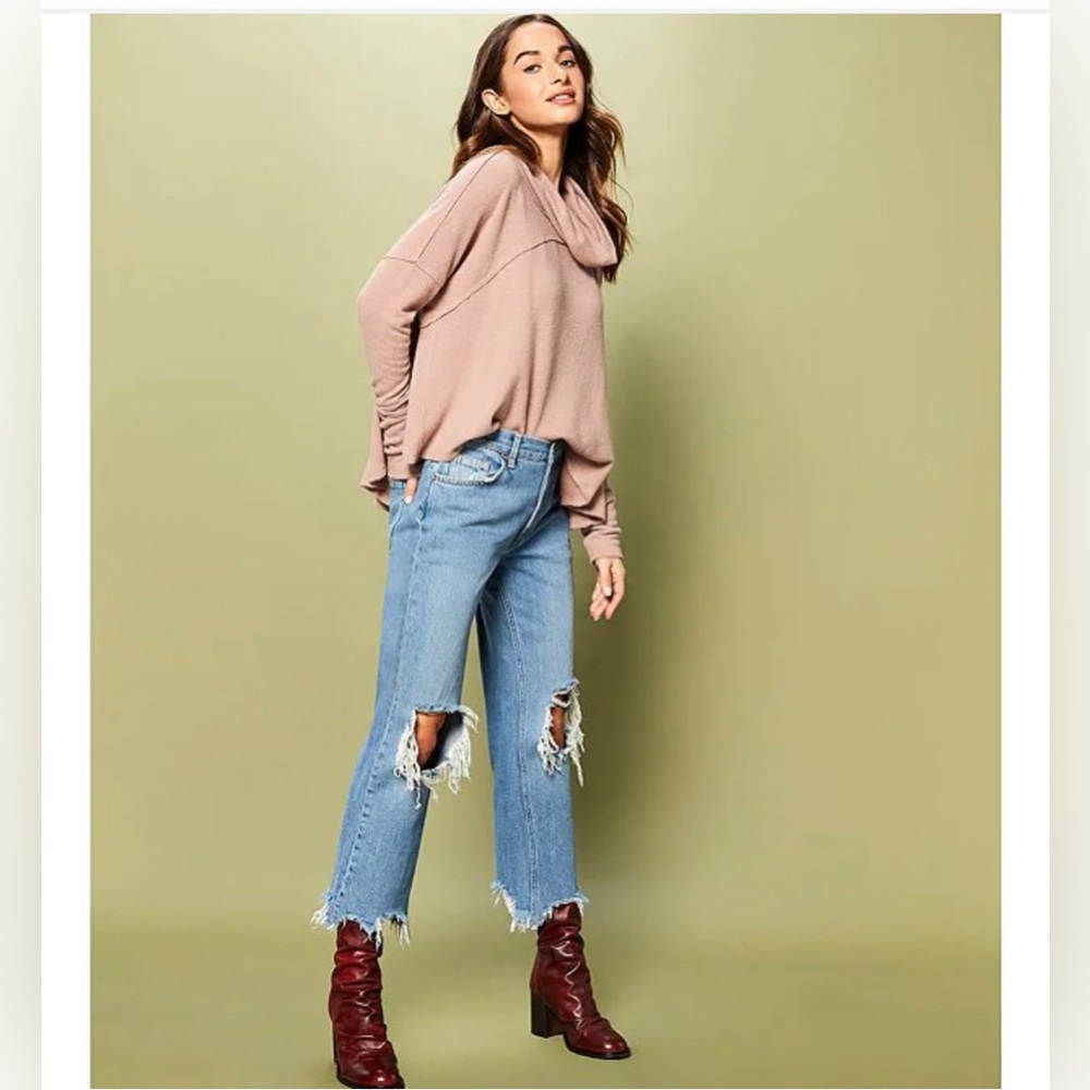 Free People Maggie Straight Leg Mid Rise Distressed Jeans, Size 29 - Picture 3 of 5